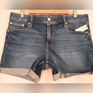 NWT Gap Women's Jean Shorts size 14/32